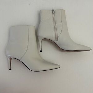 Schutz Bette Stiletto Leather Ankle Bootie in Off-White Size 7B